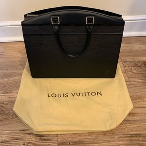 AUTHENTIC Louis Vuitton Noir Epi Riviera